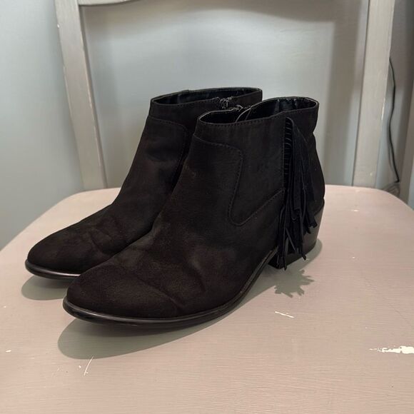 Aerosoles Boots - Picture 1 of 8
